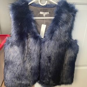WDNY Women’s Faux Fur Blue/Purple Vest